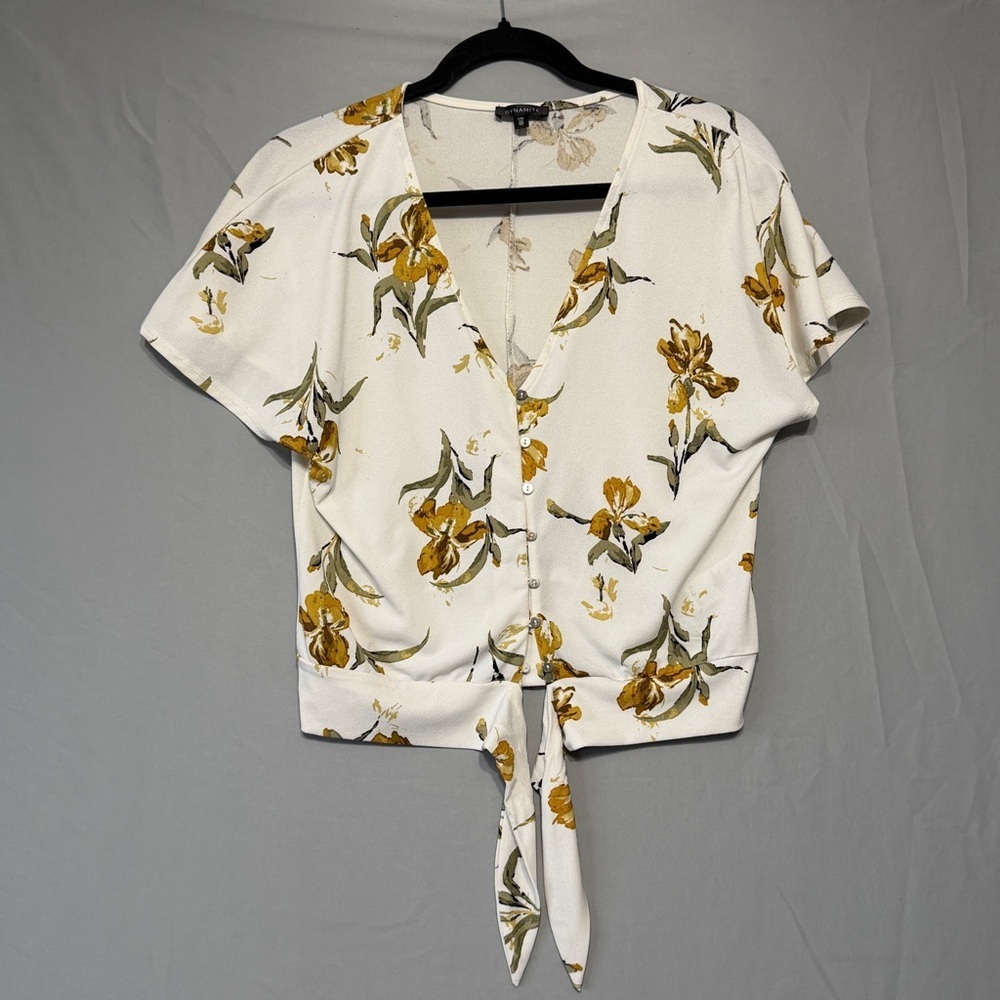 Dynamite Womens Floral Button Blouse Size S Office Career Resortwear Preppy Top